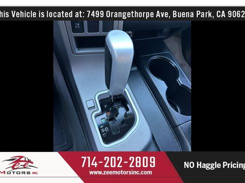 Used 2010 Toyota Sequoia Limited image 30