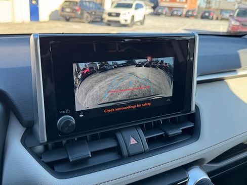 Used 2024 Toyota RAV4 XLE w/ Convenience Package image 25