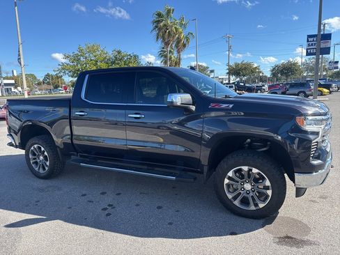 Used 2022 Chevrolet Silverado 1500 LTZ image 6