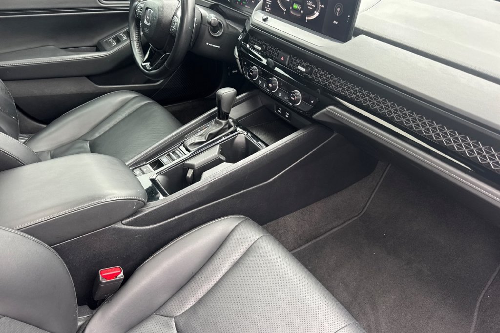 Certified 2024 Honda Accord Sport image 18