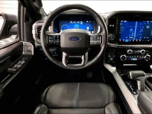 Used 2025 Ford F150 Platinum AWD/4WD image 6