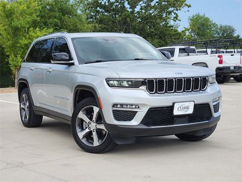 Used 2022 Jeep Grand Cherokee Limited 4xe image 1