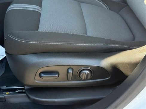 Used 2024 Chevrolet Blazer LT w/ Convenience Package image 18