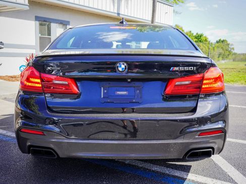 Used 2018 BMW M550i xDrive w/ Dynamic Handling Package image 5