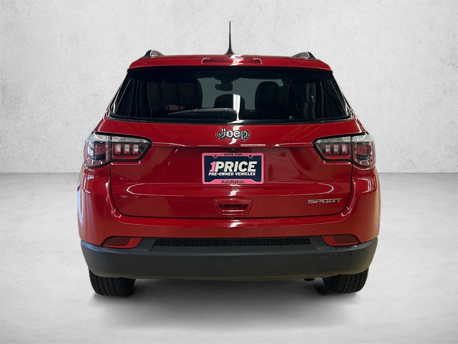 Used 2018 Jeep Compass Sport w/ Tech Group FWD image 6