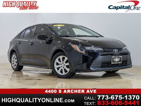 Used 2023 Toyota Corolla LE FWD image 1