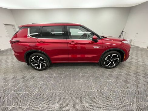 Used 2023 Mitsubishi Outlander SEL image 10