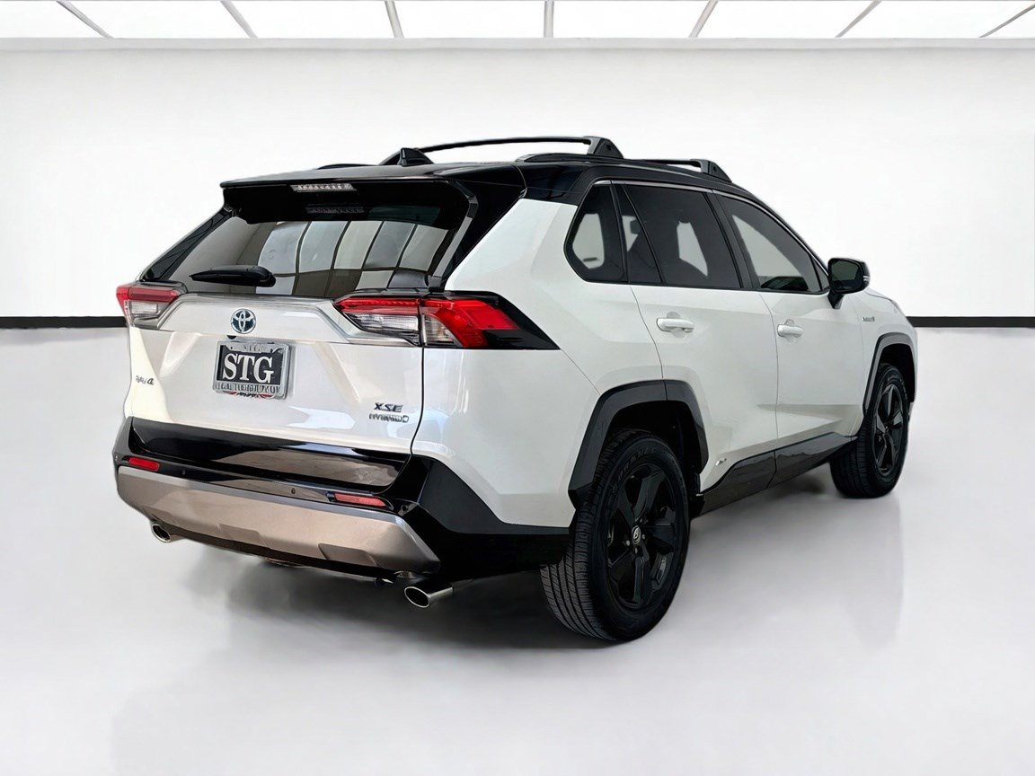 Used 2019 Toyota RAV4 XSE AWD/4WD image 4