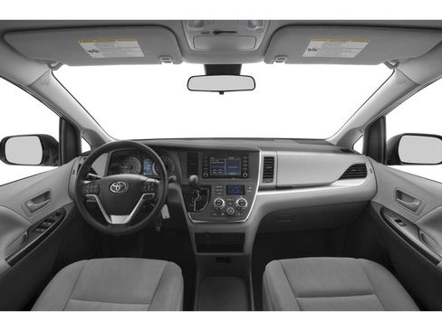 Used 2020 Toyota Sienna XLE image 5