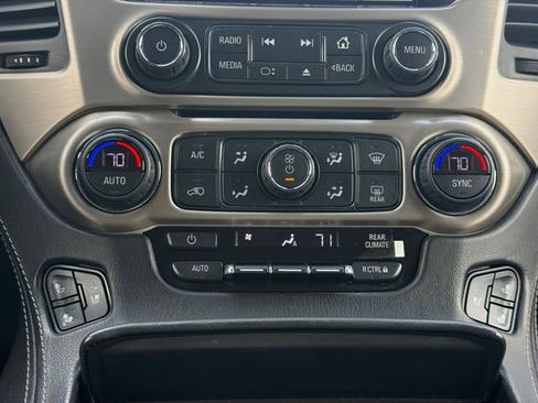 Used 2019 GMC Yukon XL Denali w/ Denali Ultimate Package AWD/4WD image 4