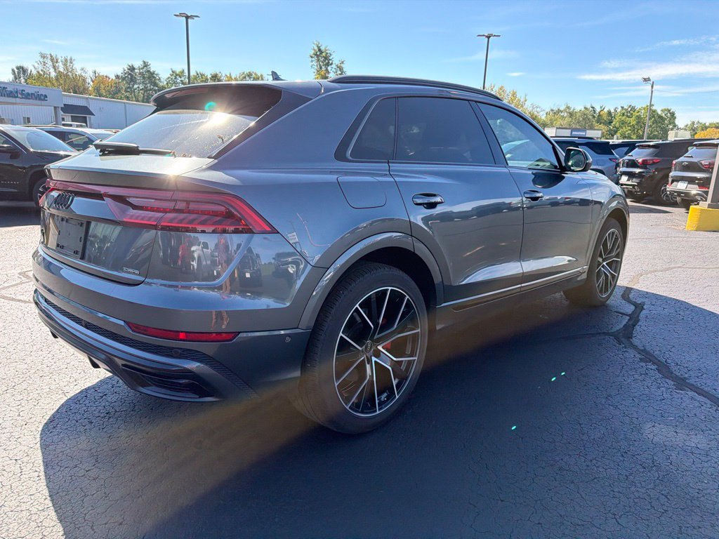 Used 2023 Audi Q8 Prestige AWD/4WD image 3