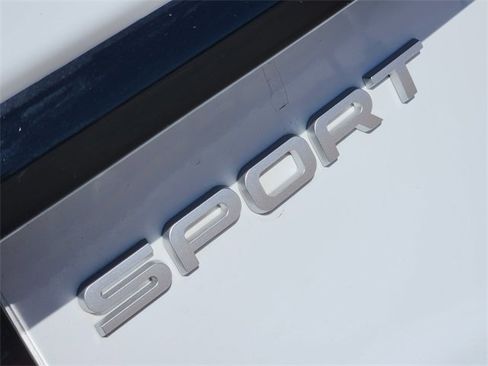 Used 2025 Land Rover Discovery Sport S image 12