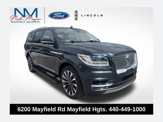 Used 2021 Lincoln Navigator Reserve w/ Luxury Package AWD/4WD image 1