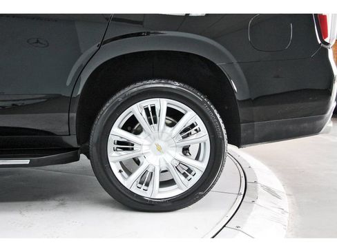 Used 2023 Chevrolet Tahoe High Country RWD image 32