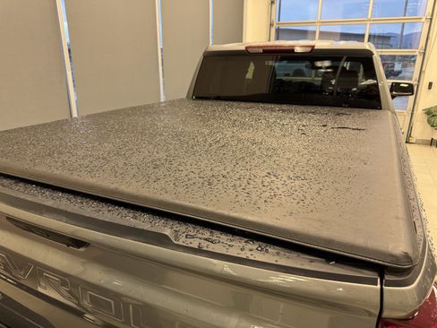 Used 2023 Chevrolet Silverado 1500 RST image 7