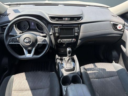 Used 2018 Nissan Rogue S w/ S Value Package FWD image 16