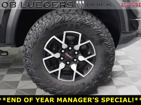 Certified 2023 GMC Canyon AT4X image 3