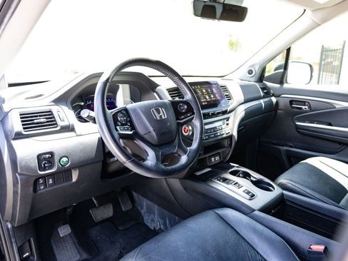 Used 2021 Honda Pilot Special Edition image 9