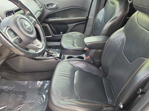 Used 2019 Jeep Compass Limited FWD image 15