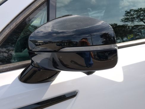 Certified 2021 Kia Sorento SX image 33