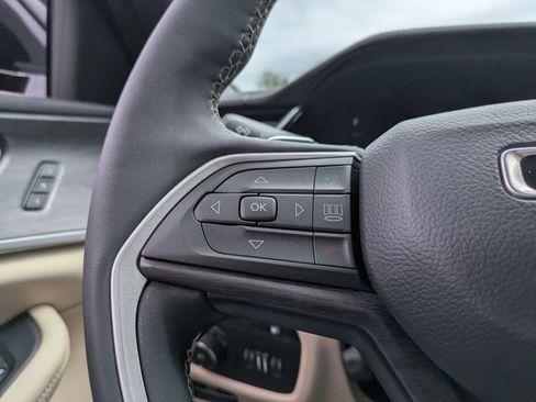 Used 2022 Jeep Grand Cherokee Limited 4xe w/ Luxury Tech Group II image 30