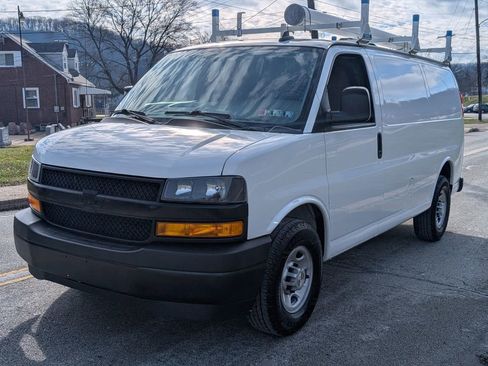 Used 2019 Chevrolet Express 2500 w/ Communications Package image 11