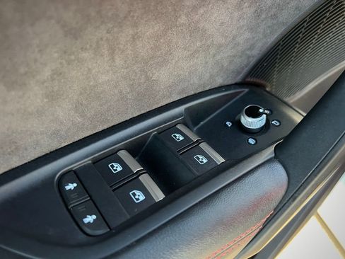 Used 2019 Audi SQ5 Premium Plus w/ Premium Plus Package image 43