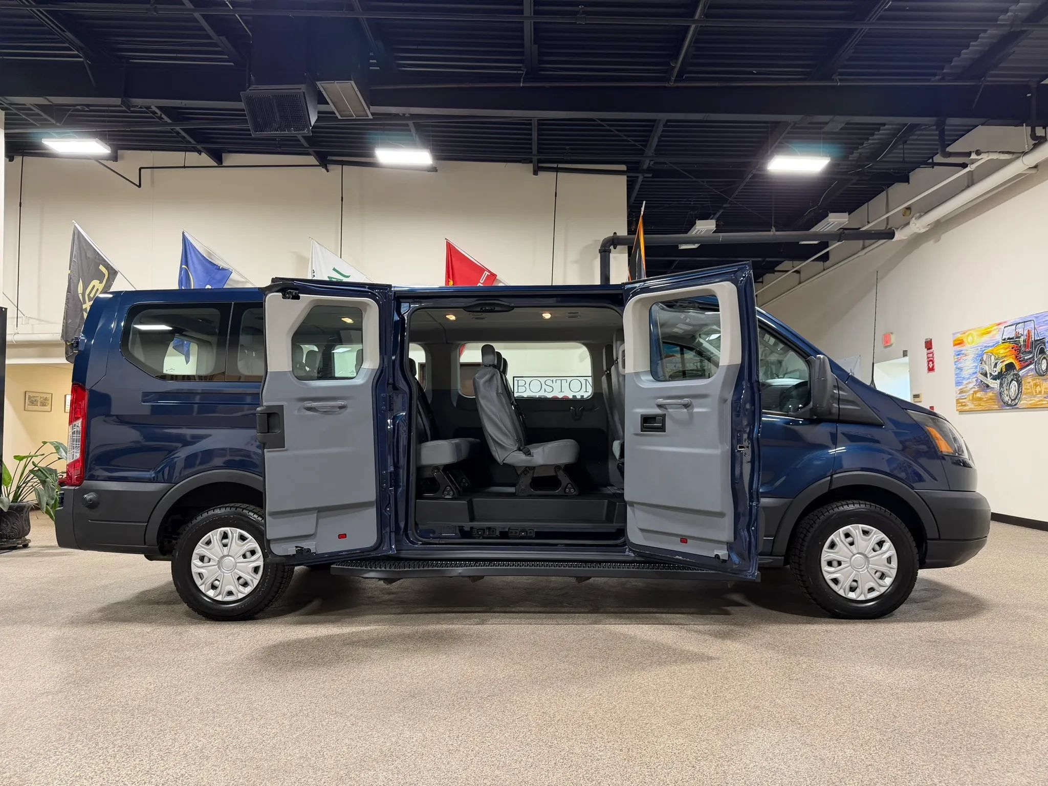 Used 2016 Ford Transit 350 XL RWD image 21