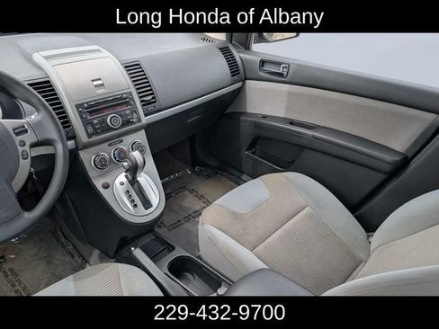 Used 2010 Nissan Sentra 2.0 SR FWD image 16