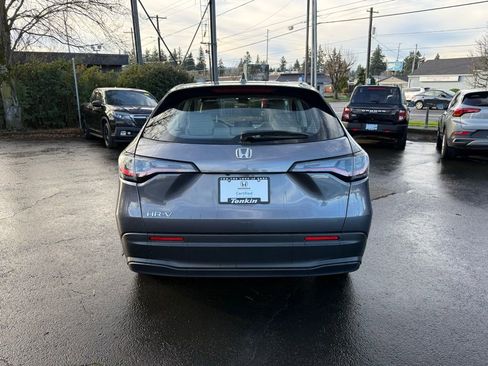 Certified 2023 Honda HR-V LX image 8