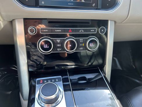 Used 2016 Land Rover Range Rover HSE AWD/4WD image 37