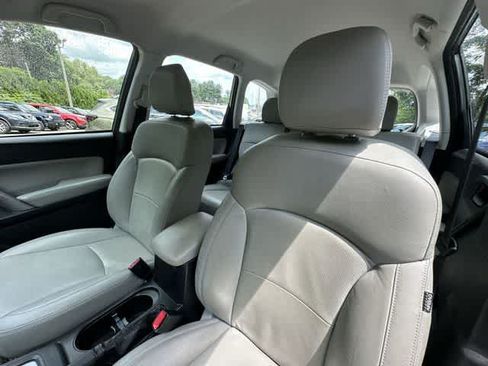 Used 2014 Subaru Forester 2.5i w/ Popular Package #2 AWD/4WD image 12