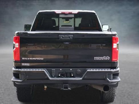 Used 2020 Chevrolet Silverado 3500 High Country w/ Z71 Off-Road Package AWD/4WD image 23