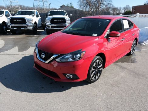 Used 2016 Nissan Sentra SR image 11