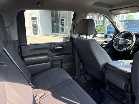 Used 2022 Chevrolet Silverado 2500 Custom w/ Custom Value Package AWD/4WD image 46