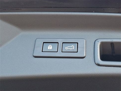 Certified 2025 Subaru Forester Sport image 28