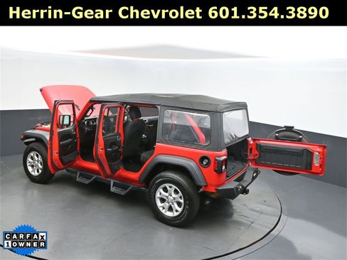 Used 2018 Jeep Wrangler Unlimited Sport image 48