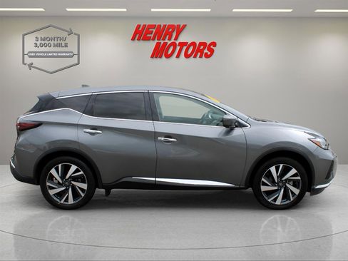 Used 2023 Nissan Murano SL w/ SL Moonroof Package image 3