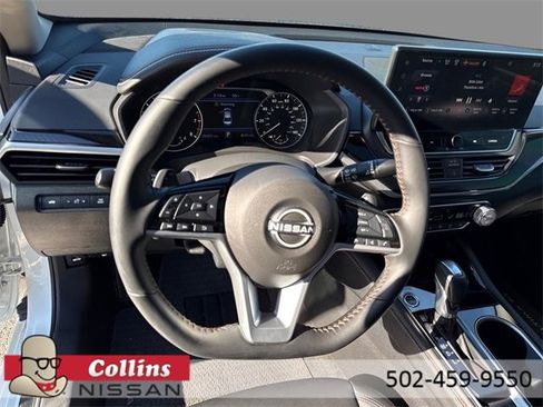 Certified 2025 Nissan Altima 2.5 SR w/ SR Premium Package image 22