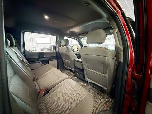 Used 2019 Ford F150 XLT w/ Heavy-Duty Payload Package AWD/4WD image 11
