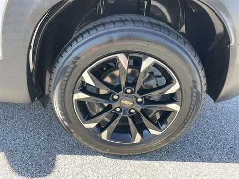 Used 2023 Chevrolet TrailBlazer LT image 24