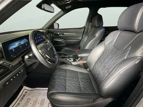 Used 2024 Kia Telluride SX X-Line AWD/4WD image 17