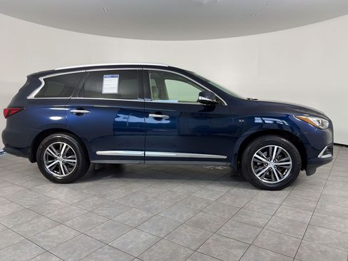 Used 2017 INFINITI QX60 Luxe w/ Premium Plus Package AWD/4WD image 8