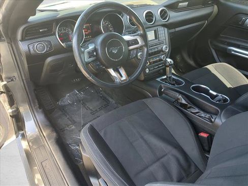 Used 2018 Ford Mustang Coupe RWD image 16