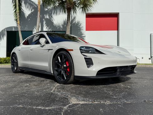 Used 2024 Porsche Taycan GTS AWD/4WD image 5