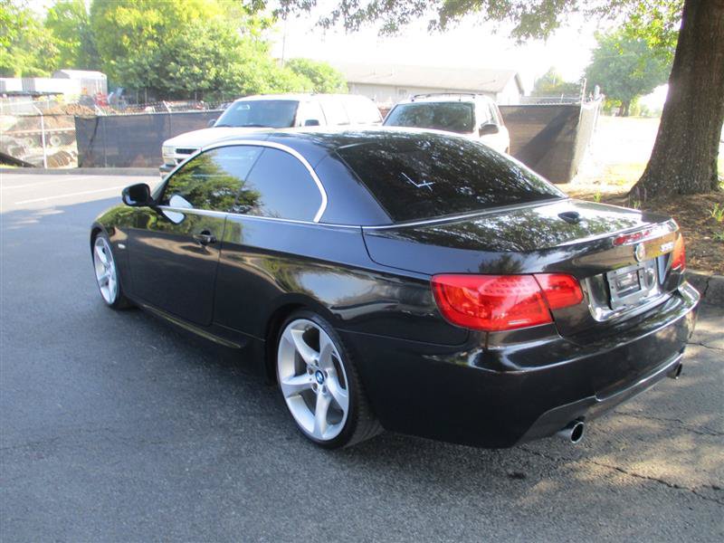Used 2012 BMW 335i Convertible RWD image 23