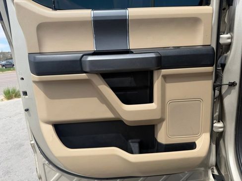 Used 2017 Ford F150 XLT w/ Equipment Group 302A Luxury AWD/4WD image 23