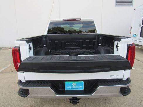 Used 2025 GMC Sierra 1500 SLT image 23