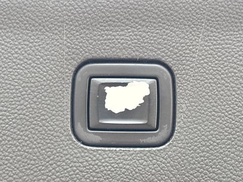 Used 2022 Buick Enclave Premium image 32