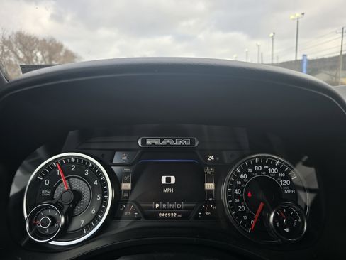 Used 2021 RAM 1500 Big Horn image 20